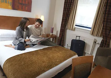Holiday Inn ホテル 4*